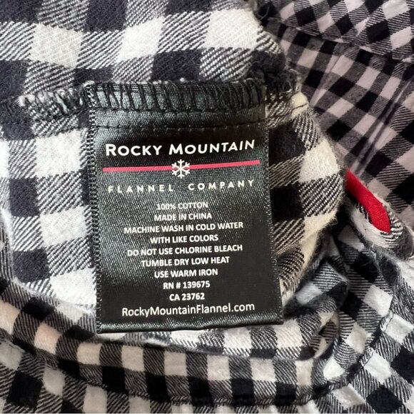 Rocky Mountain flannel company Black and White Checkered Top loon bird - Picture 6 of 6